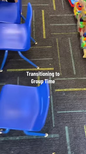 🎶 Smooth Transitions in Preschool 🎶 Struggling with center-to-group time transitions? Here's my quick tip! 1️⃣ Say "Freeze, hands up!" 2️⃣ Sing a clean-up song! It's that simple! #TeacherTips #PreschoolVibes #TransitionTips #CleanUpSong #ClassroomManagement #ECEMatters | Preschool Vibes