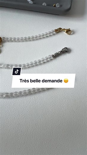 Une commande très douce parce que la signification est juste 🥰 Pensez Ds Harmony pour vos demandes de créations personnalisées et uniques, car ça donne encore plus de charme et montre l’attention particulière que vous avez prise pour la personne quand c’est un cadeau. #cadeaupersonnalisé #bijou #litho #gravure