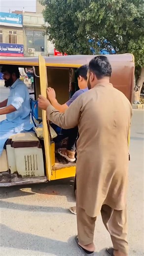 776K views · 1.1K reactions | Rickshaw prank fun  #funny #pranks #prankvideo #funnyreel #funnyvideosclips #comedy #comedyforever #comedymove #viral | Butt Pranks | Facebook
