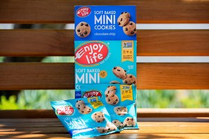 The Definitive Fodor’s List of Whole Foods Snacks to Bring on a Plane