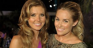 11 Celebrities Who’ve Farted In Front Of The Camera (They Really Are Humans Like You & Me!)