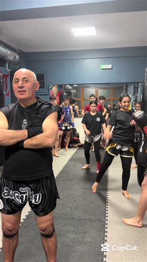 Aslanbaş ile Tekme Yarışı: Kim Üstün Gelecek?