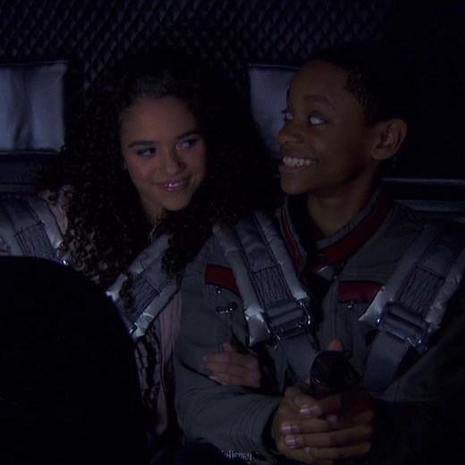 Discussing Leo's Relationship with Janelle from Lab Rats