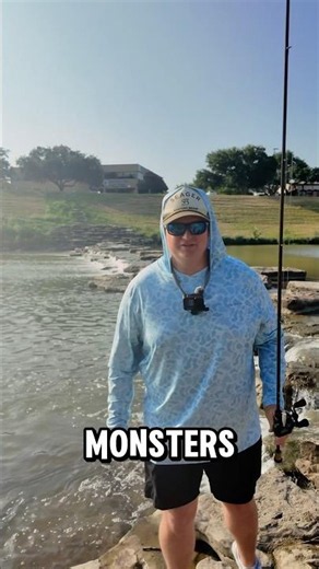 Big fish live under this spillway! My first time fishing the spillways on the Trinity River!