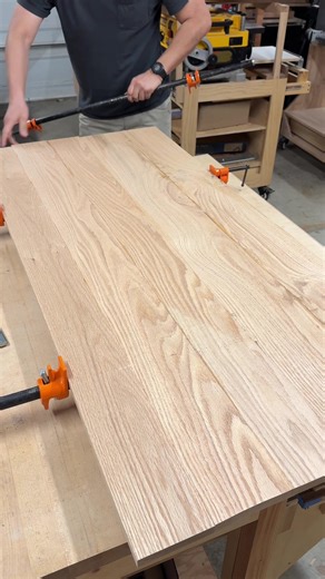 Make a bit red oak desk top panel! #woodworking #redoak #desktoppanel