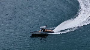 Rooster tail efficiency? The team at eD-TEC just completed a first round of low to mid-speed sea trials on its eD 32c RIB on the Adriatic. If you're wondering why there's a big rooster tail at the back of this 2.3 ton, 11-foot wide, 32-foot long electric boat when she's running, it's because they've mated two surface piercing propellers to her 200kW, twin rudder propulsion unit. The theory is that much of a boat's underwater drive componentry introduces nothing but drag. A surface piercing unit 