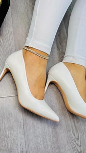 Zapatos Carteras Botas Deportivos Sandalias Stilettos inquieta on Instagram: "TAMAÑOS DE NUESTROS STILETTOS!!🥰🥰"