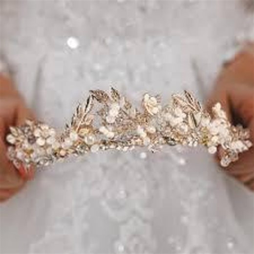 Gold Floral Bridal Tiara Crown With Pearls – Elegant Wedding Headband - Etsy