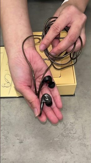 【開箱】1MORE P50 混合式耳機