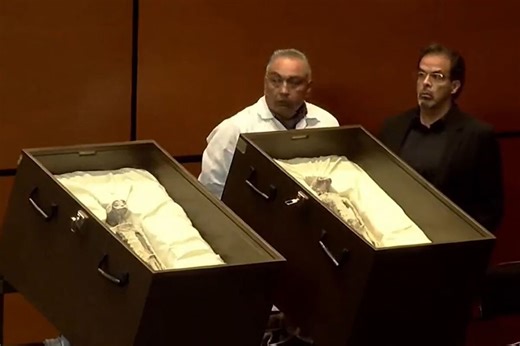 Alien corpses displayed at Mexico's Congress, believed to be 1,000 years-old