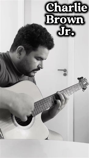 Só os loucos sabem do Charlie Brown Jr.