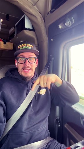 SUBSCRIBE!! HELP GET ME OUT THE TRUCK! #cashoutkings #gamble #casino