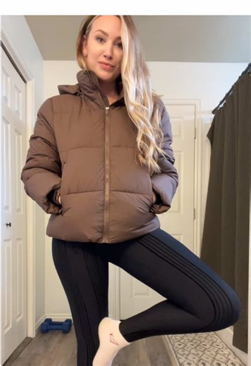 Warm and Cozy Puffer Jacket for Fall and Winter