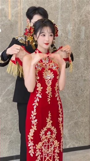 She's the bride today!! ☺️ She looked absolutely stunning when she appeared #wedding #short