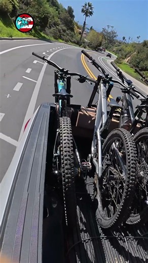 Cyclist's Road Trip: Counting Laps and Saying Farewell! #shorts