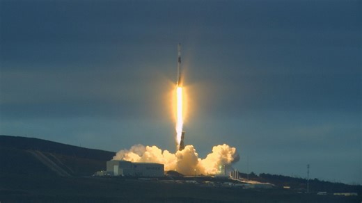 Vandenberg SpaceX launch sends 21 military satellites into orbit