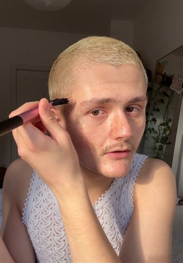 Fake Freckle Tutorial: Achieve a Natural Look