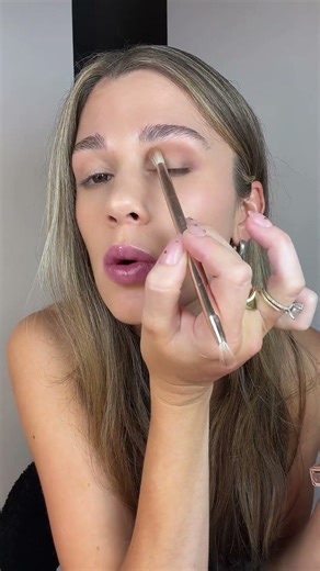 The easiest neutral eyeshadow palette for beginners (and experts)!! This is my 3 step process for a