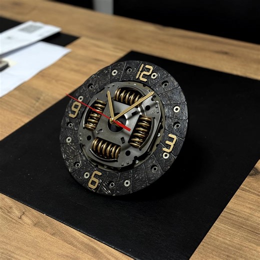 Clutch Pad Wall Clock | Real Car Parts | Industrial Wall Decor - Etsy UK