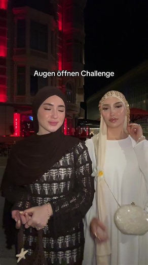 Augen öffnen Challenge Essen: Wie süß sie mich anschaut