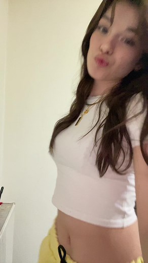 Midriff Style Trends on TikTok