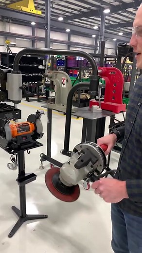 The B-33 RG! Counterbalance up to 25lbs with up to 72 inches of reach! #madeinamerica #manufacturing #machine #ergonomics #machineshop #fabshop #fabrication #metalworking #machining #welding #weldernation #pneumatic #pneumatictools