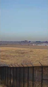 Challenger 300 Departure at Centennial Airport | Warm December Plane Spotting