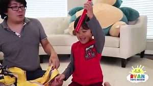 Ryan Pretend Play with School Bus Tent!