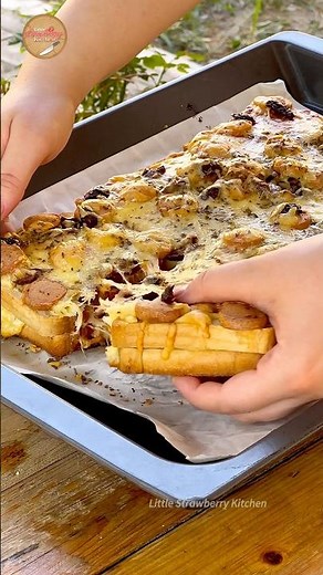 This 5-minute pizza might be the easiest recipe on the internet😍