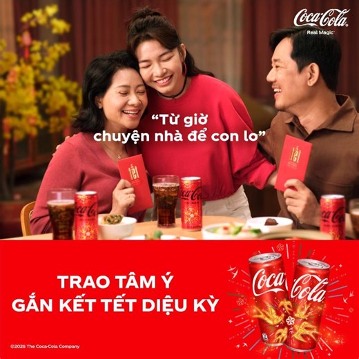 TRAO TÂM Ý - GẮN KẾT TẾT DIỆU KỲ 🎉❤️ 🫶Trao Coca-Cola là trao gửi tâm ý. Tết này, hãy để Coca-Cola thay bạn tỏ lời yêu thương - nói lên những chân thành từ đáy lòng dành tặng gia đình và người trân quý 😍 👏Sẻ chia Coca-Cola ngay khoảnh khắc sum vầy bên cả nhà, để Tết luôn ngập tràn gắn kết - cho một năm mới đầy ắp diệu kỳ 🎇🎆 #CocaColaVN #TraoTamY #GanKetTetDieuKy | Coca-Cola