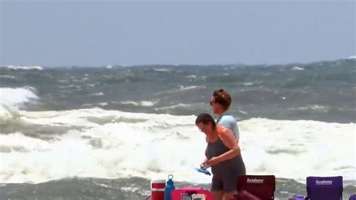 Local spring breaks begin: Beach officials share safety tips