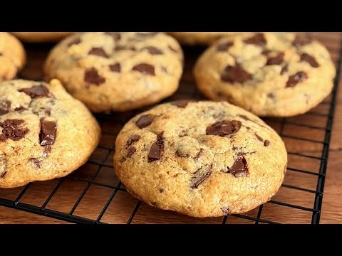 Easy Soft Chocolate Chip Cookies Recipe | Spicy Foodz
