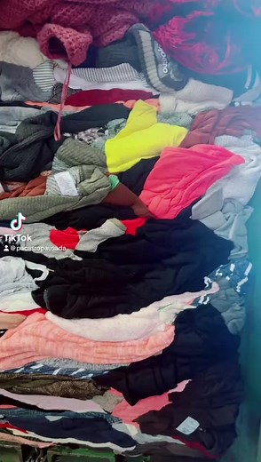 2.1K views · 15 reactions | #asisehace #bales #PACAS #clothingstore #secondhandclothes | Pacinca Used Clothing Tel: 305 989 4197 /786 378 2250 | Facebook