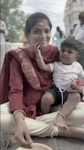 No matter where I go, I just can't stop eating😡😇😅