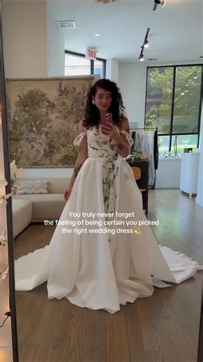 Flora & Lane on Instagram: "Finding your dream wedding dress 💫 HERA ✨ • Visit our boutiques in —Chicago & San Francisco—where you can try on the most one-of-a-kind wedding dresses you’ve ever seen. Can’t make it to us? With our At-Home Try-On Program, you can create your bridal moment from the comfort of your home. Up to size 28+ & Worldwide shipping 🤍🌎 • #weddingdress #weddingdressshopping #bridalera"