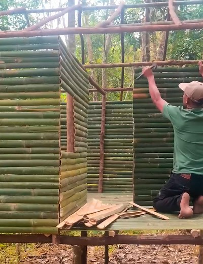 67K views · 1.8K reactions | Camping in heavy rain Attacked by lightning and strong winds, my wife was scared at night | Survival Bushcraft | Facebook