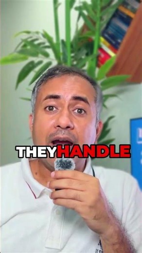 How Chatbots Keep Candidates Engaged from the Start 🚀