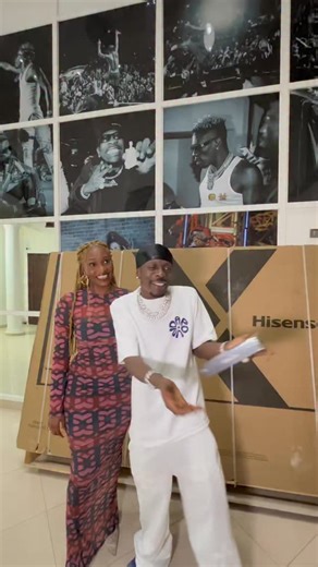 I finally presented the Limited Hisense 110″ MiniLED TV to the King @shattawalenima as his New Year Gift and I also received 2 of the latest @hotwavgh Hotwav SM series and I’m loving it already! Thank you ☺️ | Wendy Shay Official