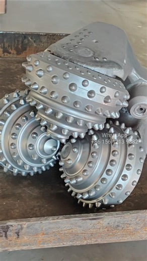 Guess how big this drill bit is.WhatsApp+86 156 1213 9882 #drill #drillbit #hdd #waterwell #rockbits