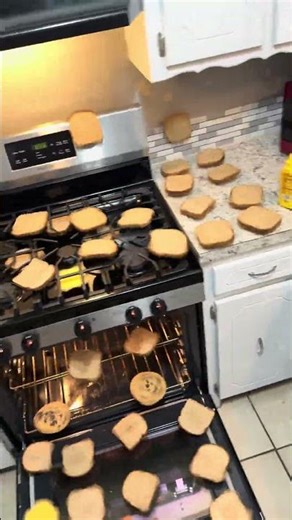 Spinning Bread & Pizza Magic 🍞🍕 | Satisfying Rotating Food Video