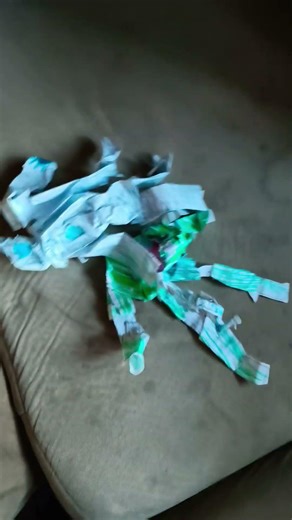 spring trap vs titan camara capítulo 12