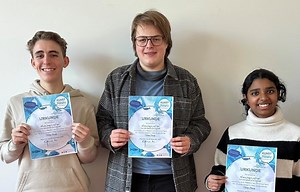 Schüler der SIS Swiss-International-School Ingolstadt gewinnen Preis im Kunstwettbewerb