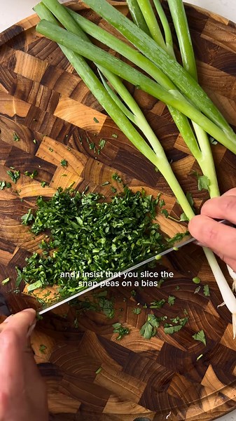 Delicious Spring Pea Salad Recipe for Fresh Flavor
