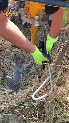 VITIS 2 PRO e Discovitis 12VR in vigneto | Sottofila e interfila su terreno secco e pietroso