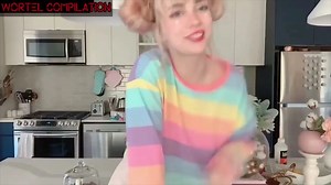 indigo white body painting "Body paint art in the kitchen" - YTboob