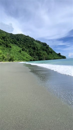 Freedom on the beach🏝️ #Melanesian🇸🇧