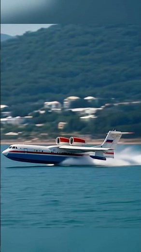 Close-Up of a Seaplane Taking Off from Water – Mesmerizing #JetPlane #FlyingBoat #SeaplaneTakeoff