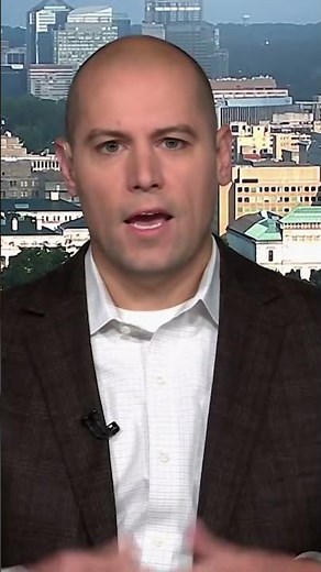 Ex-Navy pilot recounts seeing UFO