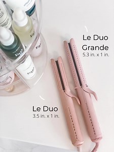 Differences between the Le Duo & the Le Duo Grande. Use Code SUPER to save up to 40% http://t.langehair.com/SH8Hz Differences: The Le Duo has a 3.5 X 1 inch plates The Le Duo Grande has 5.3 X 1 inch plates Le Duo Grande has a built in stand, the Le Duo does not Both have: Floating Titanium Plates for snag & crease free styling Features an easy-grip clip Adjustable temp: 280°F-430°F Ergonomic design Covered in cooling air vents that instantly set curls Which one is for you?! Get the Le Duo if you