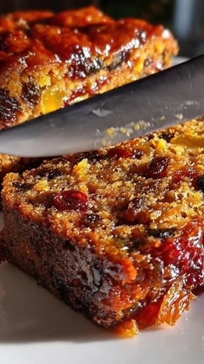 447K views · 2.4K reactions |  Cake de Noël aux Fruits Confits —...